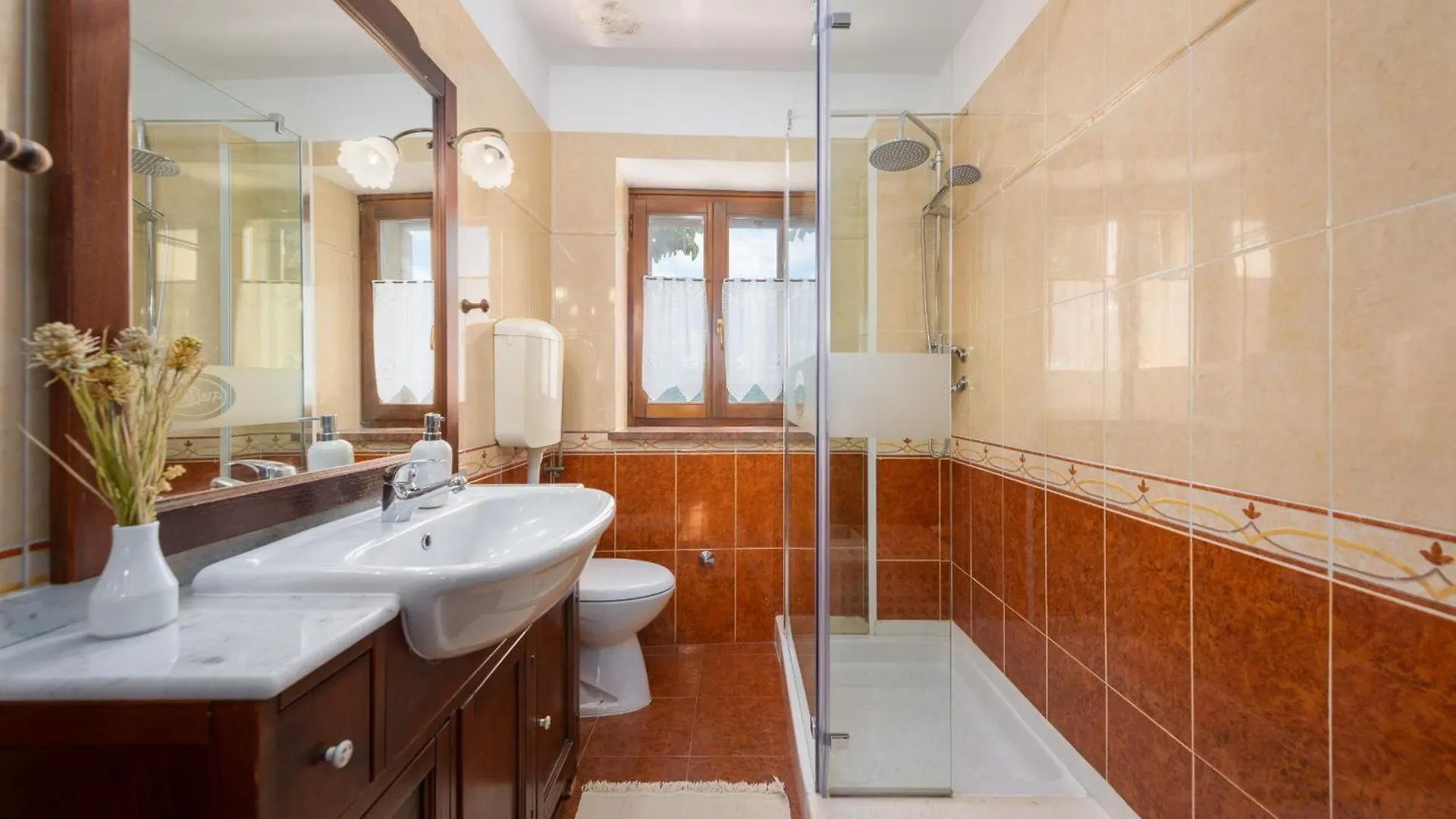 Villa Zamask For 7 People In Central Istria With Jacuzzi & Sauna