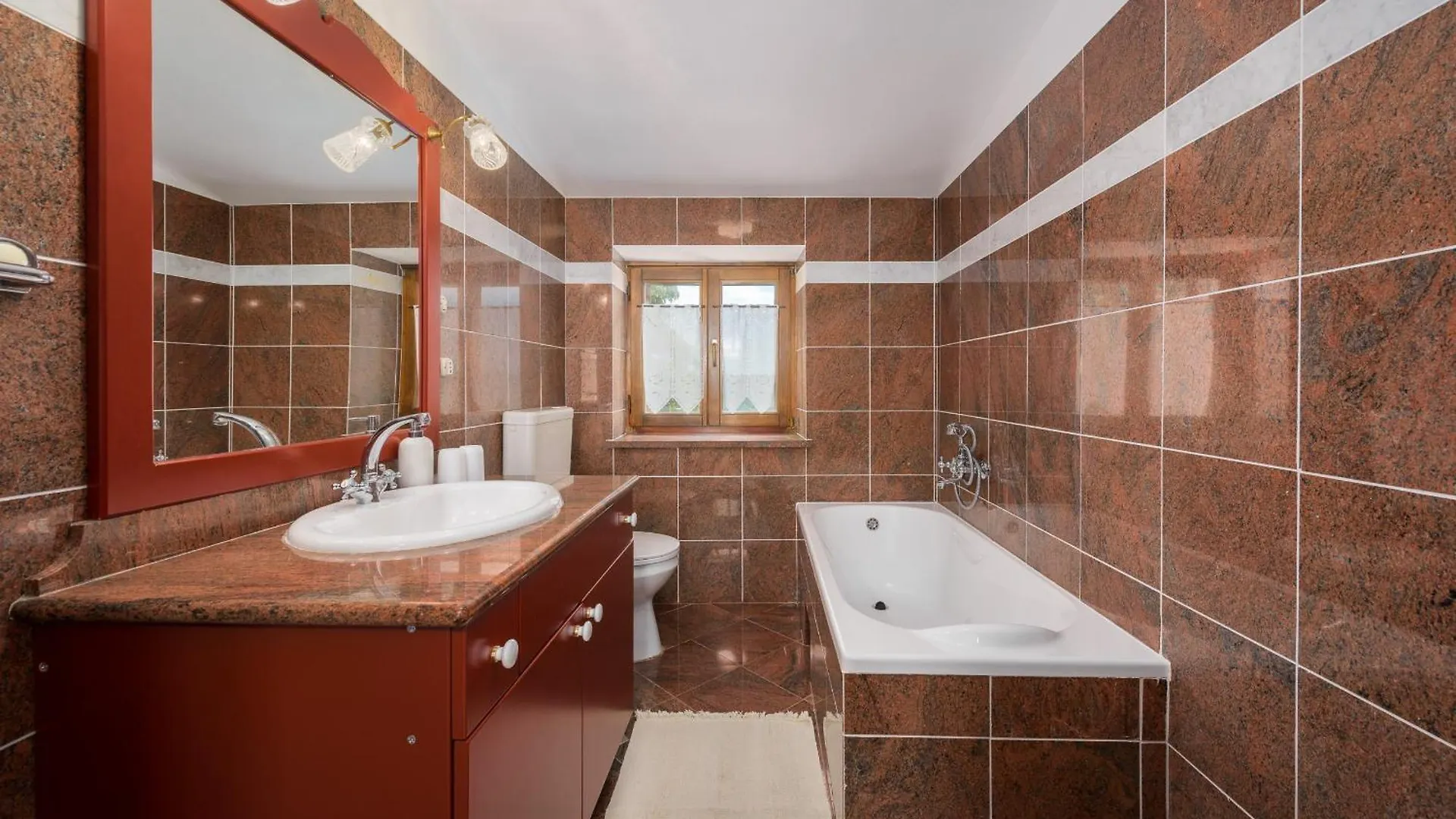 Villa Zamask For 7 People In Central Istria With Jacuzzi & Sauna