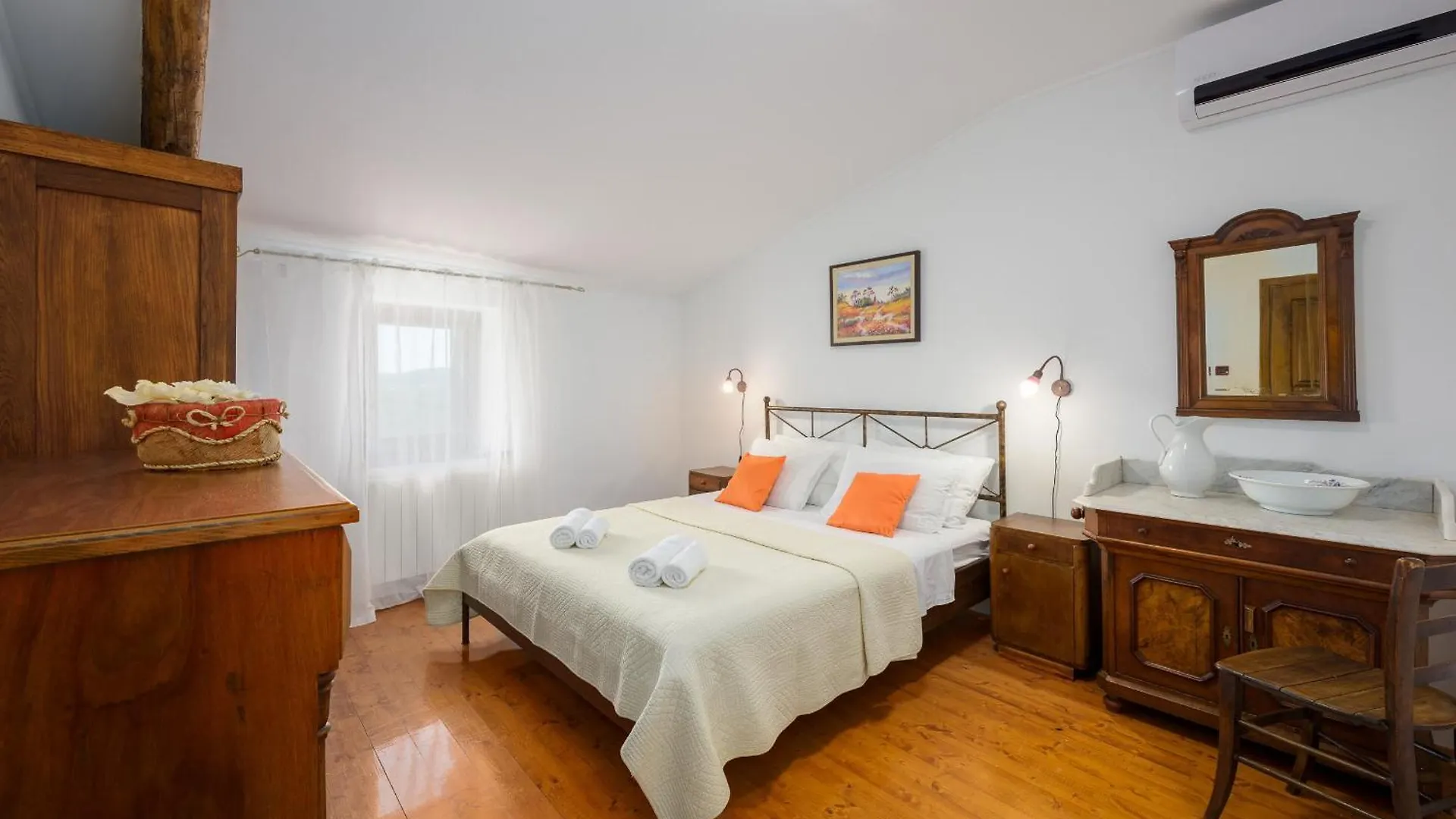 Villa Zamask For 7 People In Central Istria With Jacuzzi & Sauna 0*,  Croatia
