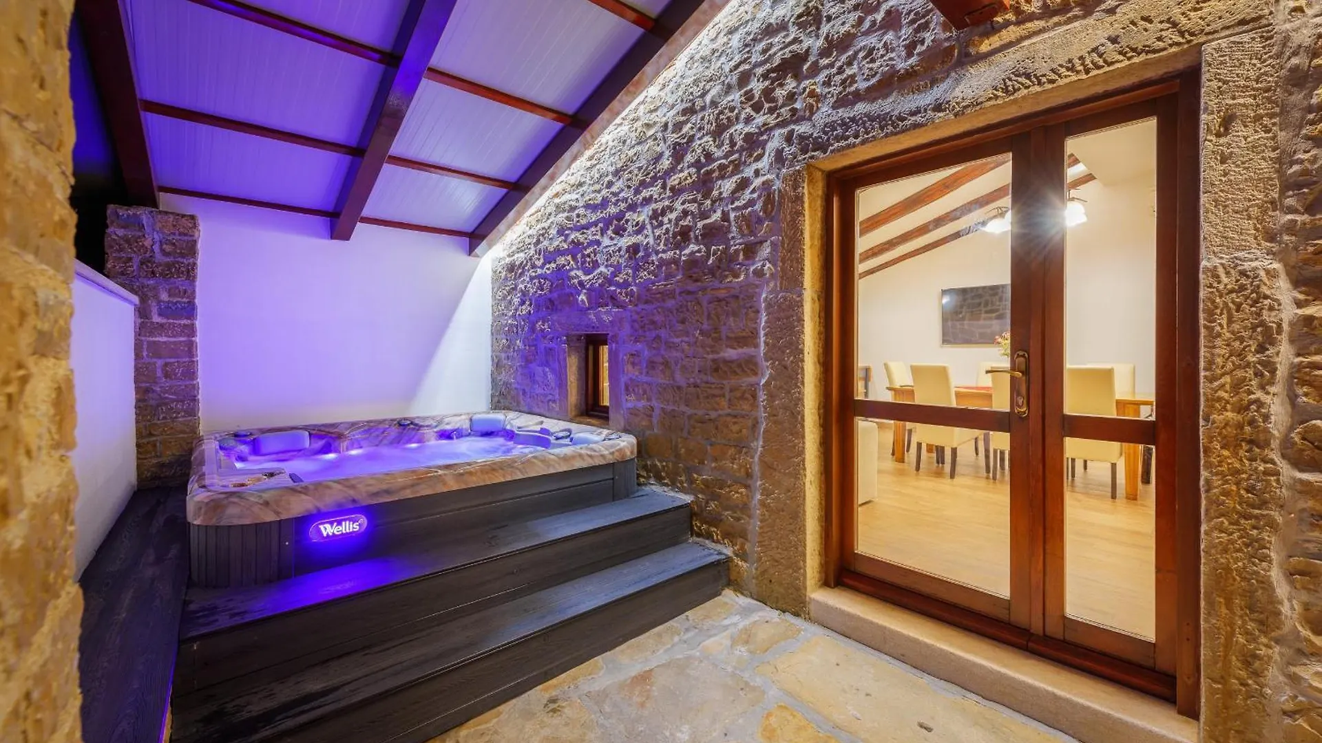 Villa Zamask For 7 People In Central Istria With Jacuzzi & Sauna